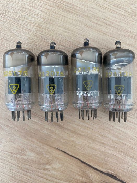 Lampy elektronowe ECC85 RFT NOS 4 sztuki