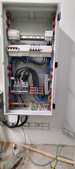 Técnico Solar Fotovoltaicos e Térmico