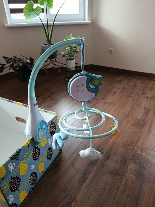 "Підвісна карусель NEXT2DREAMS"