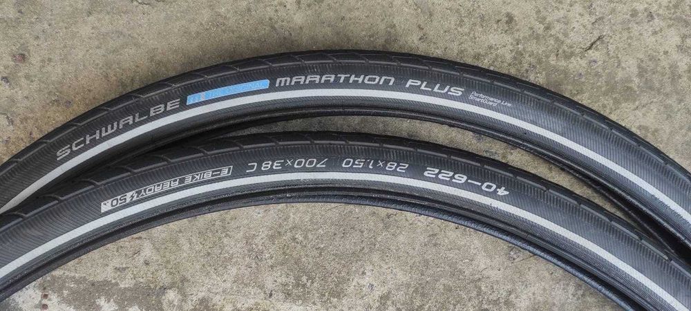 Покрышка для велосипеда Schwalbe Marathon Plus SmartGuard 28х1,5