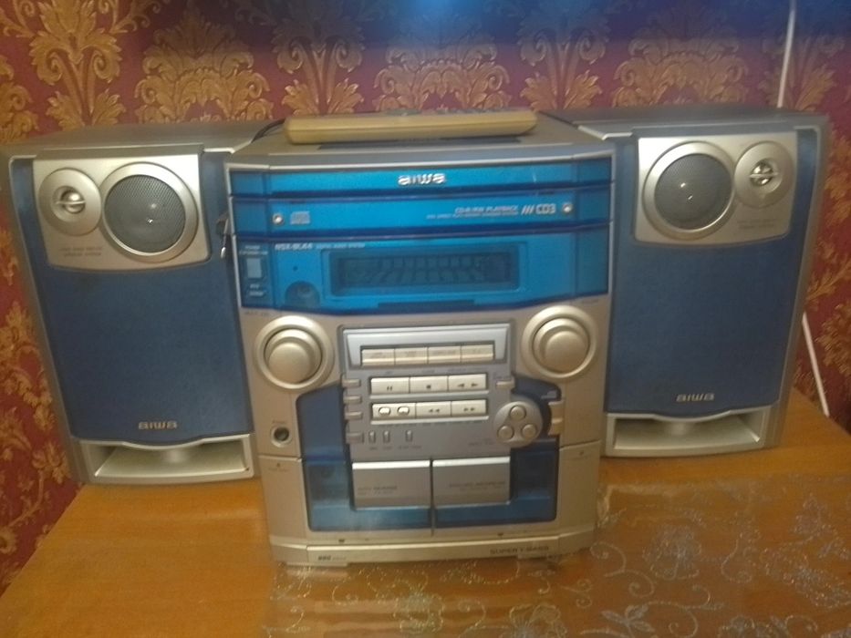 Музичний центр AIWA