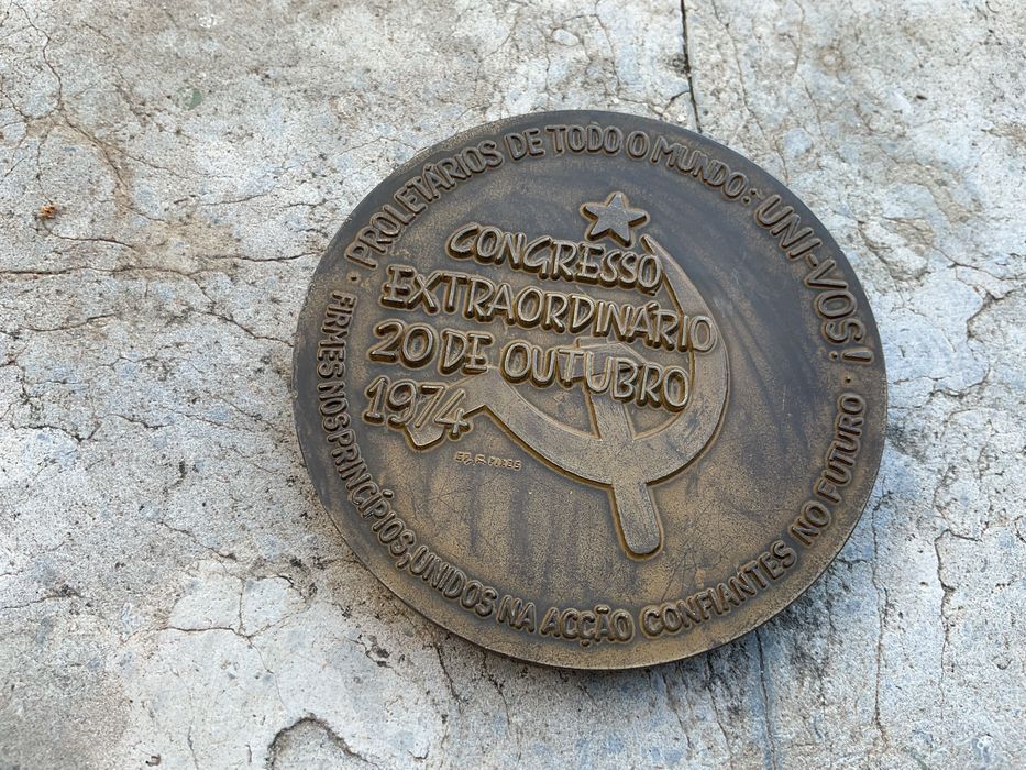 Medalha em bronze de ÁLVARO CUNHAL
