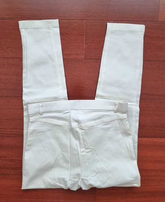 Calças brancas/ creme justas Primark - nunca usadas