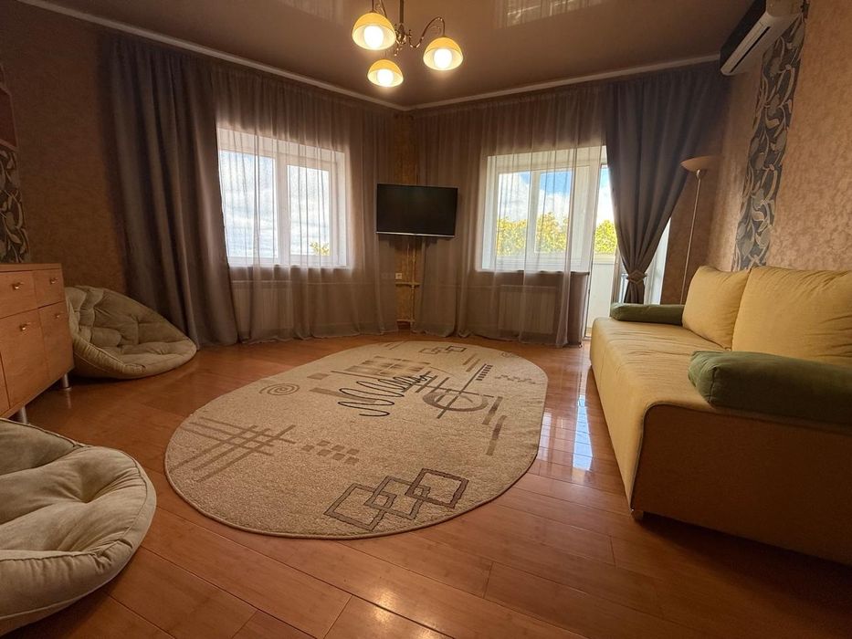 Продаю 2х комнатную квартиру в самом Центре города.