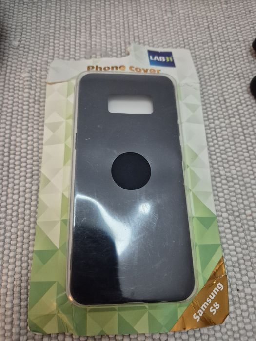 Etui na telefon komórkowy