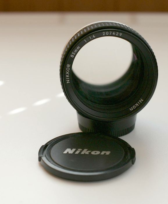 Nikkor 85 мм 1:1,4 Ai-s