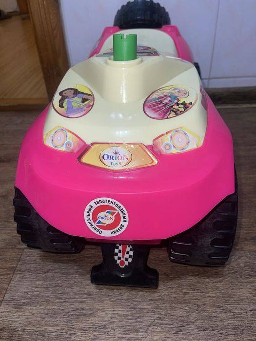 Толокар машинка