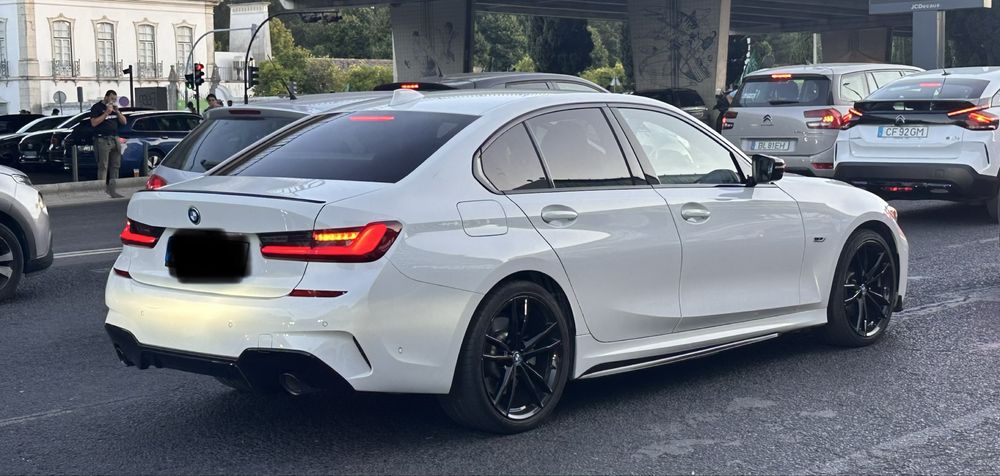 BMW  320e  Pack M   Auto Berlina