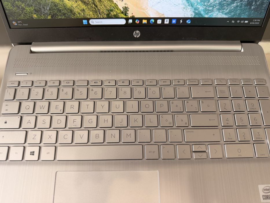Portátil HP 15s | Intel Core i3 10ª Gen | 8GB RAM | 256GB SSD | Windows 11