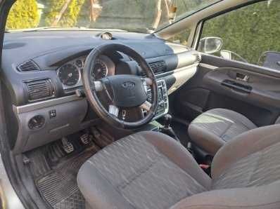 Samochód Ford Galaxy