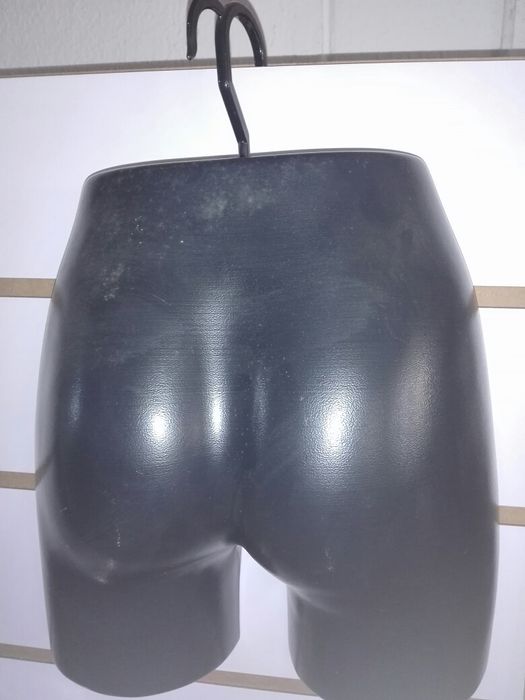 Busto para boxer, cuecas etc. (NOVO)