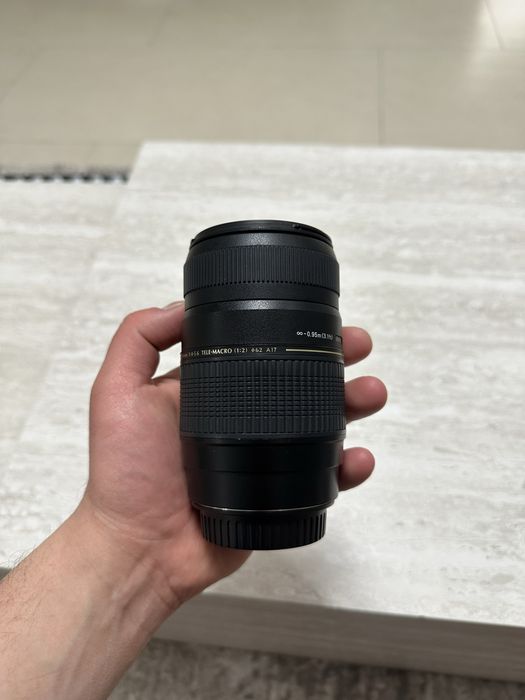 об'єктив Tamron AF 70-300mm f/4-5.6 Di LD Macro 1:2 (модель A17. Nikon