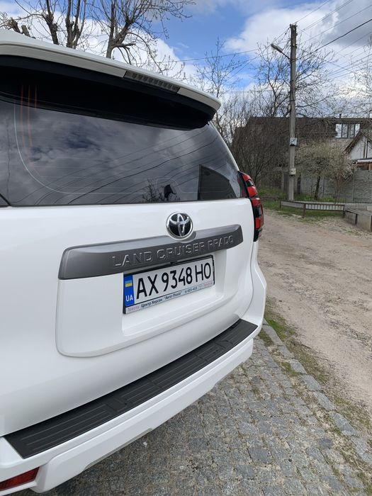 LAND cruiser  prado 150