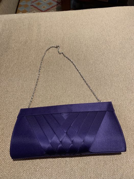 Mala toilette em roxo