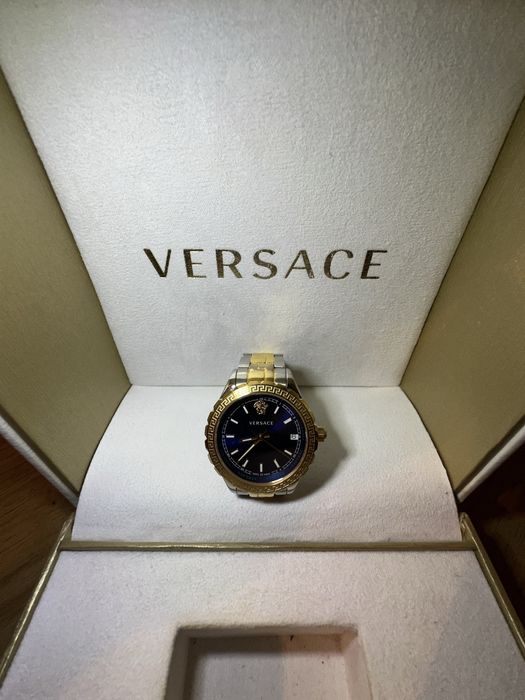 Продам оригінальний годинник Versace V12 Swiss Made