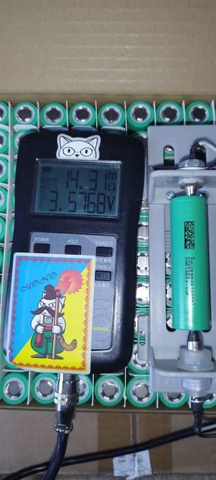 НОВІ Акумулятори Dmegc 25p 2500-3000mAh 13-14mOm 20-30A перепаковка