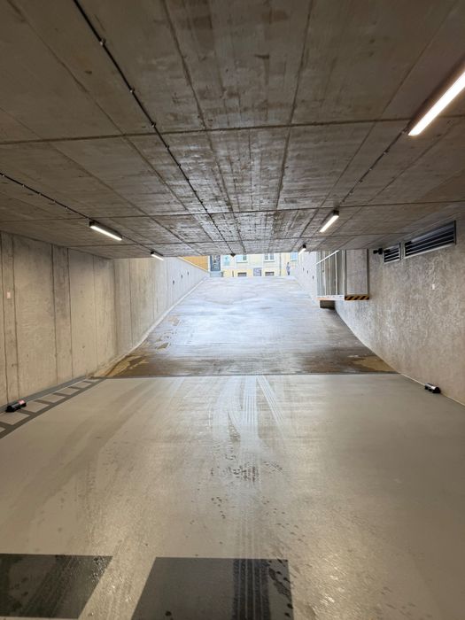 Wrocław – Miejsce Parkingowe w Garażu Podziemnym | ul. Czysta | Bezpieczne i Wygodne - Widok 5
