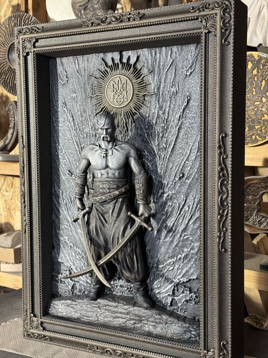 Авторський деревʼяний рельєф «Козак-Охоронець» | Ручна робота