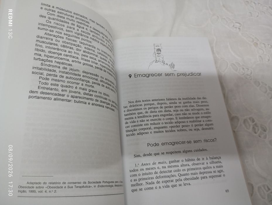 Livro " Bem comidos e bem bebidos"
