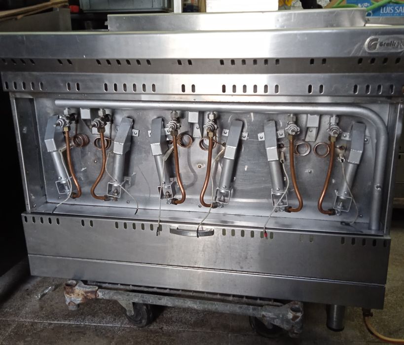 Grelhador industrial de alto rendimento a gás