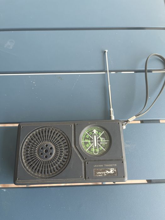 Radio transistor