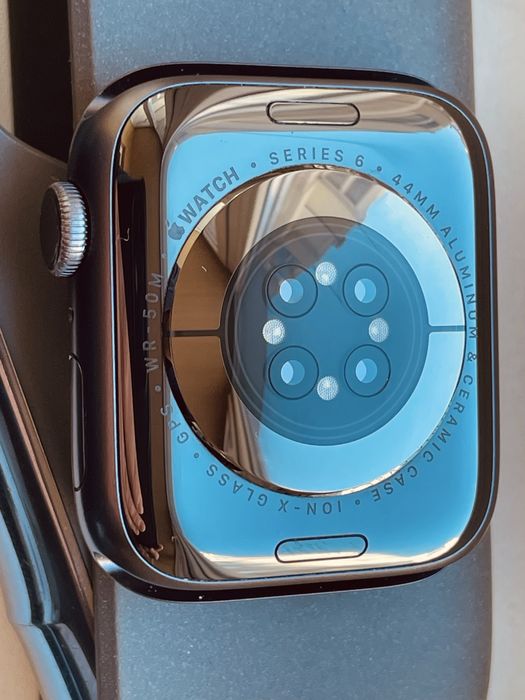 Apple Watch 6 44mm GPS