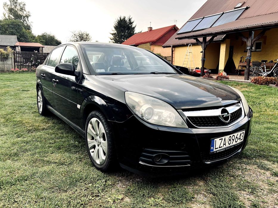 Opel Vectra C 1.8 b | hak | klima