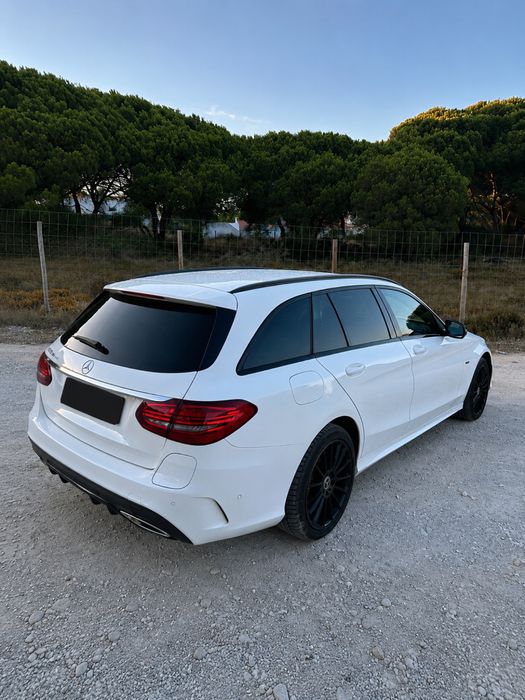 Mercedes-Benz C 300 — fotografia 3