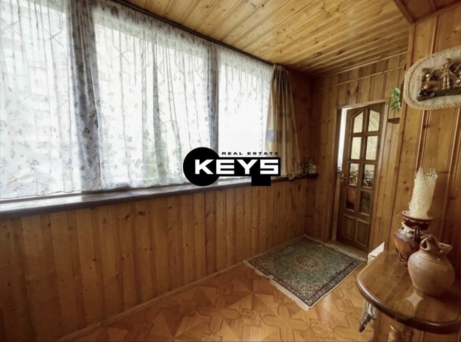 Apartment in Kyiv, Chervonyy Khutir, Rembaza - View 3