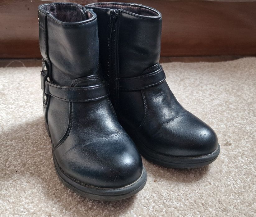 Buty dla dziewczynki