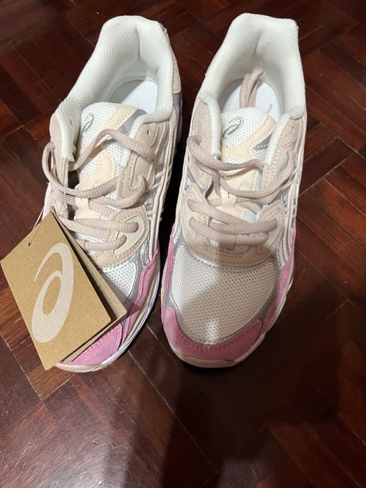 Asics Gel NYC Pink