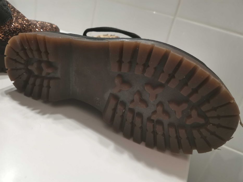 Botki workery Eva Minge