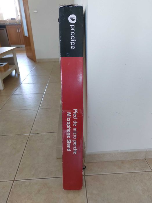 Tripé para microfone de cantar