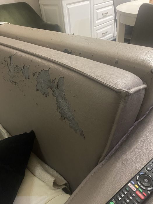 Продам розкладний диван пуфето, потребує реставрації обшивка