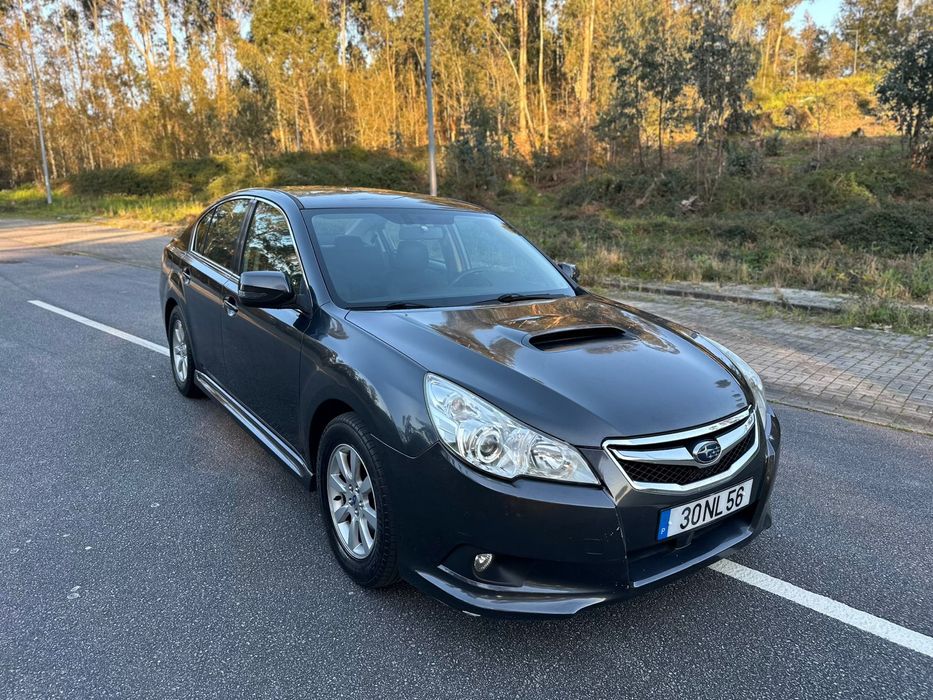 Subaru Legacy AWD