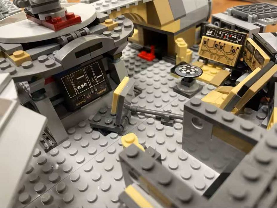 Construção Star Wars: Millennium Falcon – Edição de Colecionador