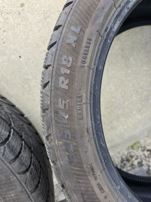 Platin 225/45 R18 XL.