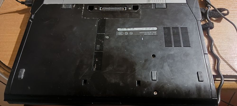 Laptop Dell E6400 na części.