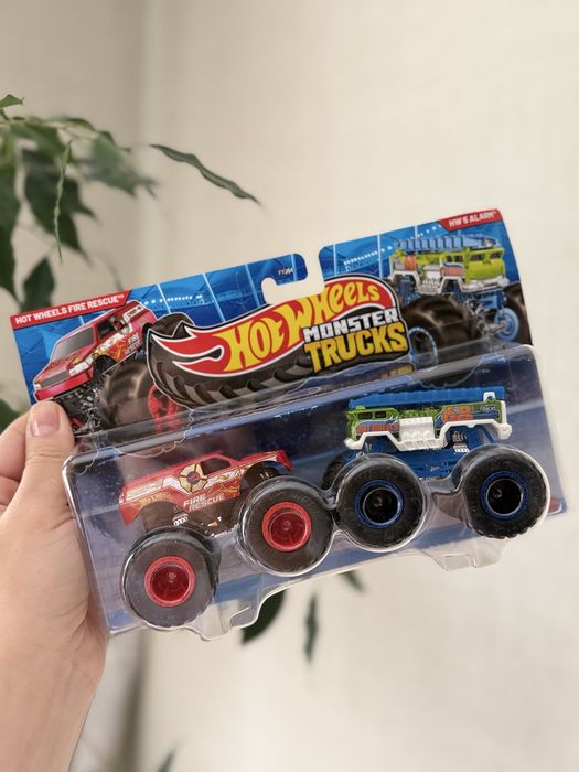 Машинки Hot Wheels Monster Trucks