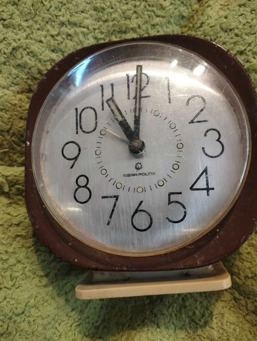 Mera-Poltik zegar stojący z budzikiem ( do renowacji,)