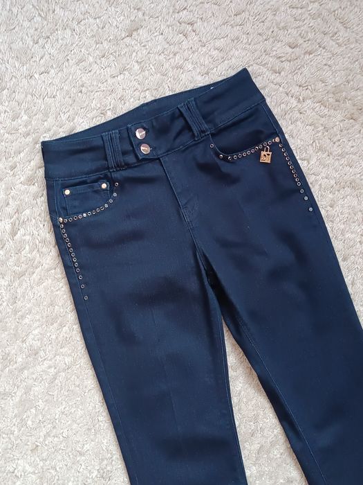 Джинси жіночі кльош нові