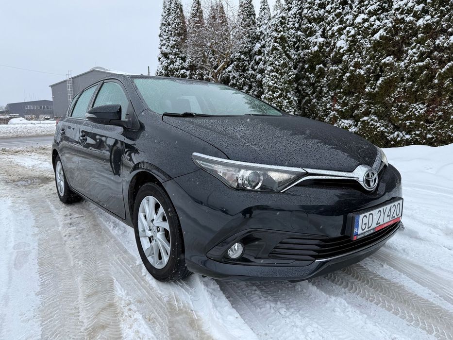 Toyota Auris Toyota Auris 1.2 Benzyna 116KM 2015r
