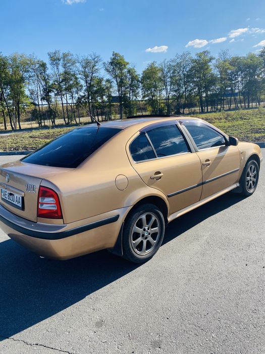 Автомобіль Skoda Oktavia