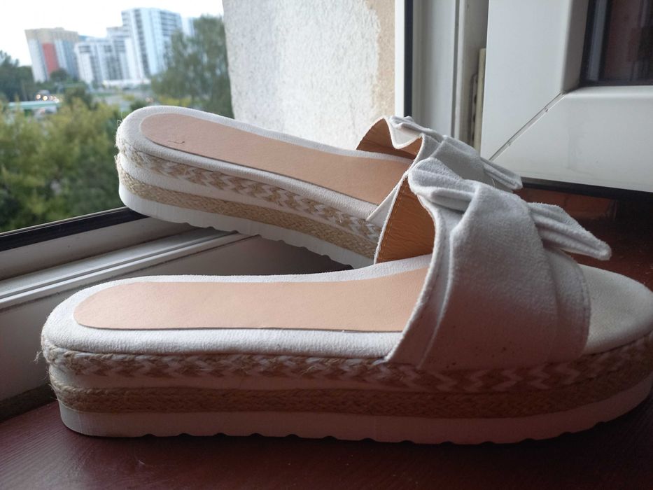 Klapki  41  nowe