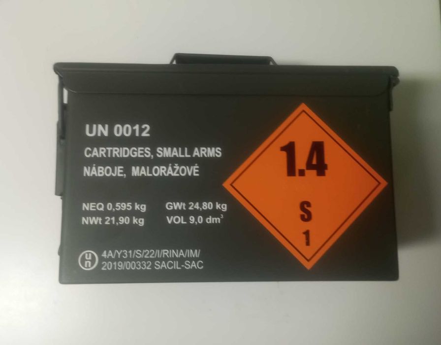 Ammo Boxes / Caixa de Munições em bom estado