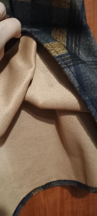 Тепла спідниця в клітинку