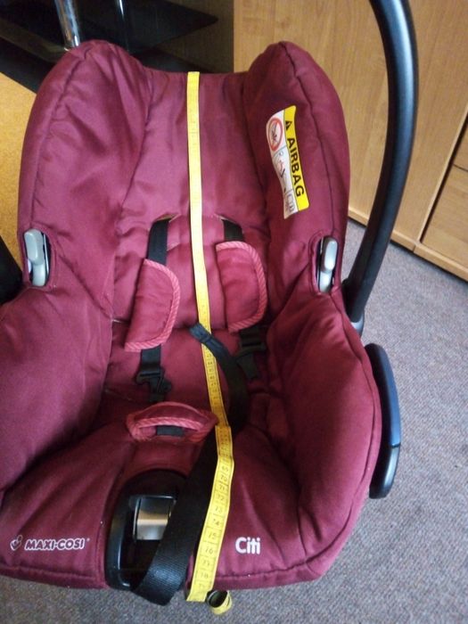 Nosidełko Maxi Cosi używane