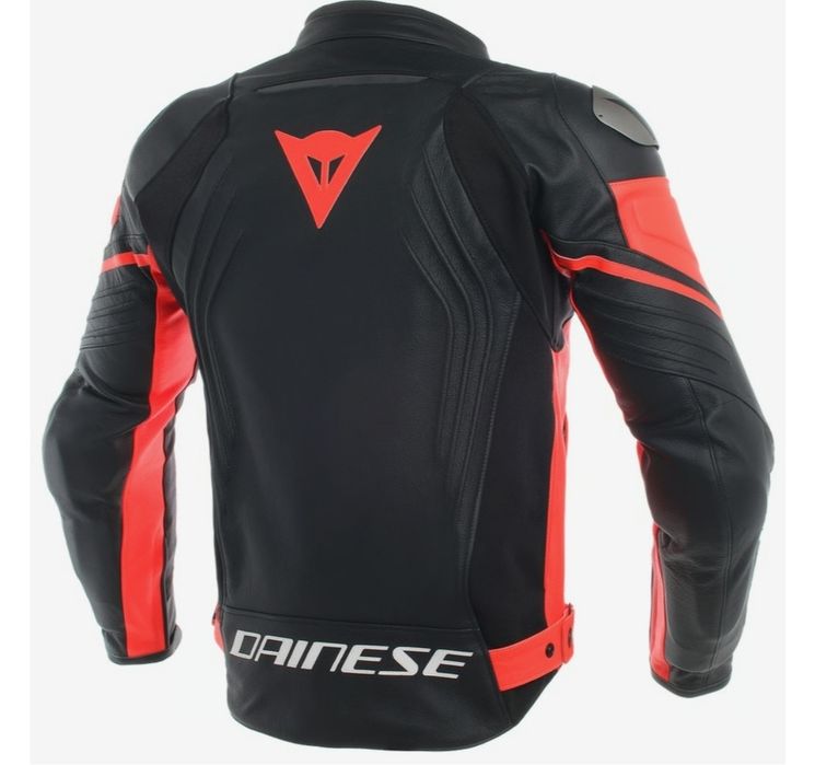 Casaco DAINESE Racing 3 Black  Fluo Red
Racing 3 Black / Fluo-Red
Racing 3 Black / Fluo-Red