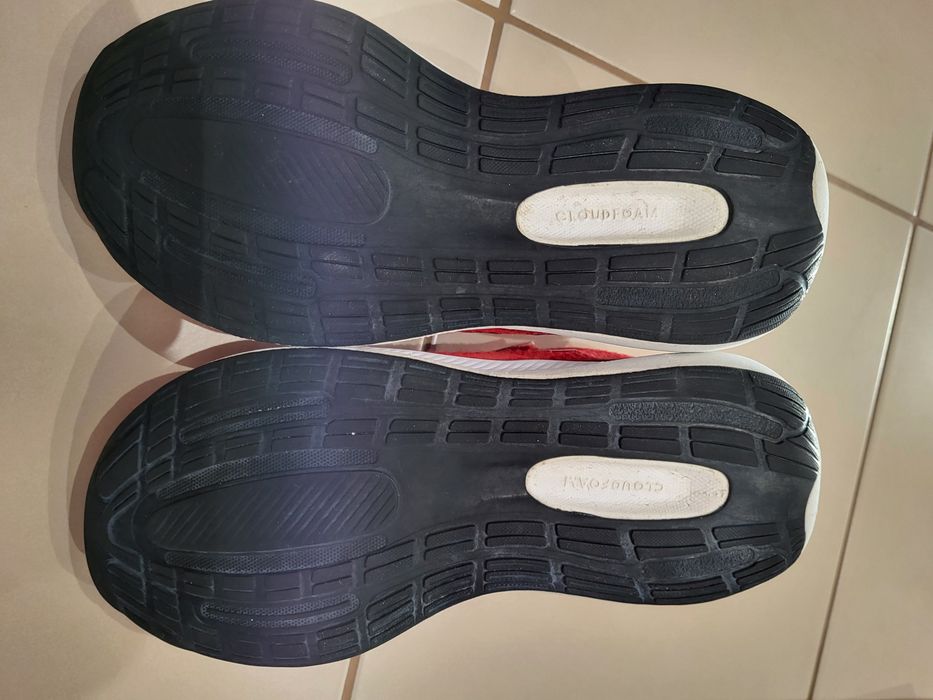 Buty dziecięce Adidas Runfalcon 3 rozm. 35,5