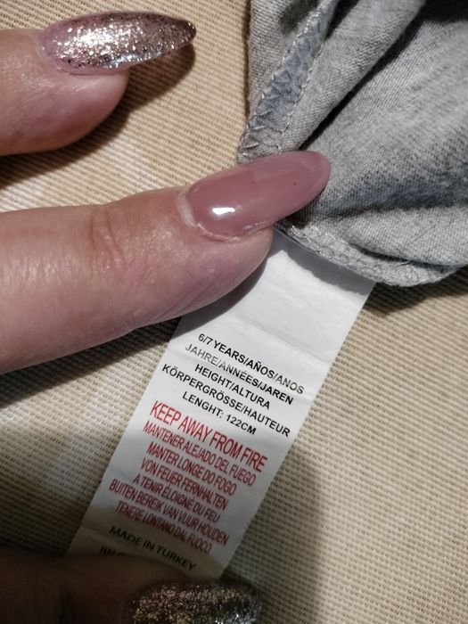 T-shirt menino 6/7 anos